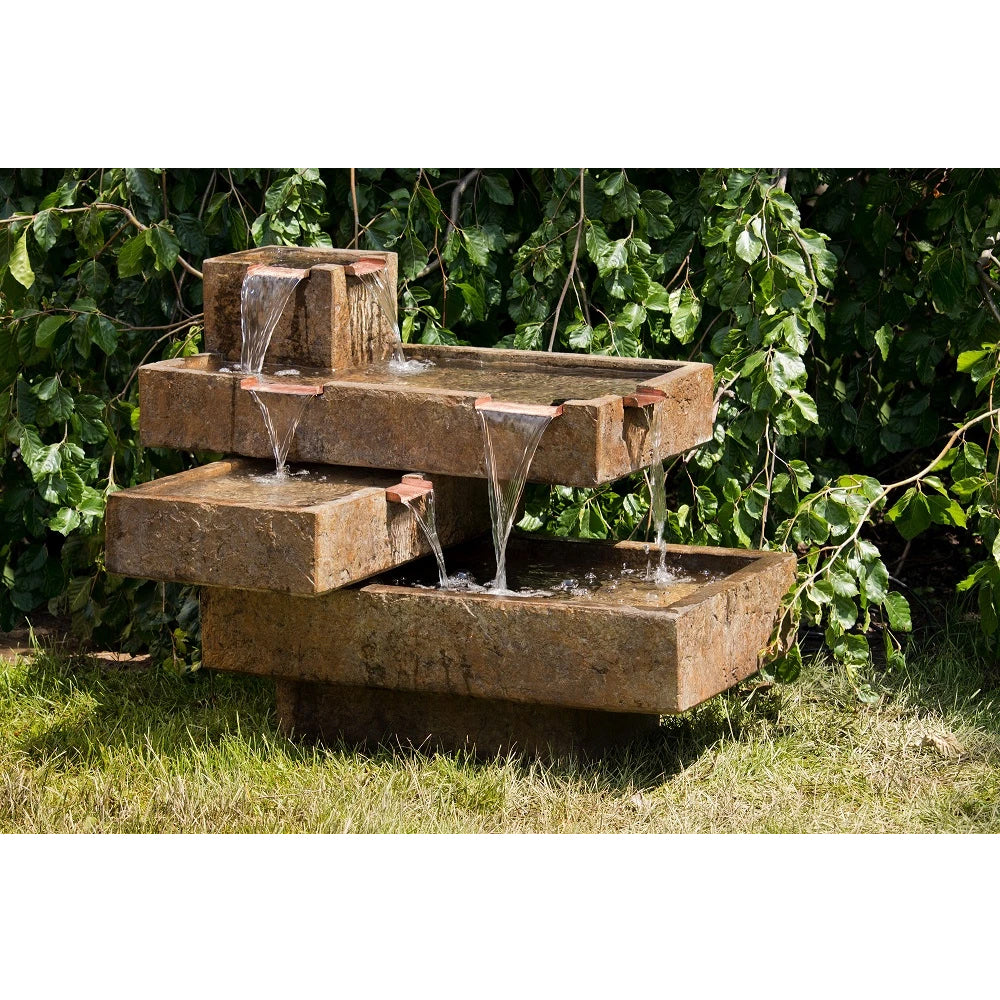 Image of a Bauhaus style fountain