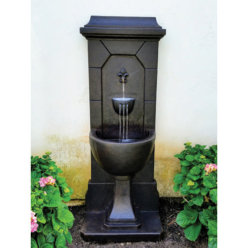Outdoor wall fountain for garden or patio