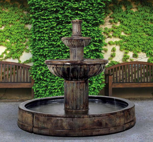 Image of a fluted Valencia fountain.