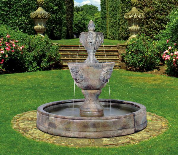 Medium Two-Tier Leonesco Valencia Fountain image
