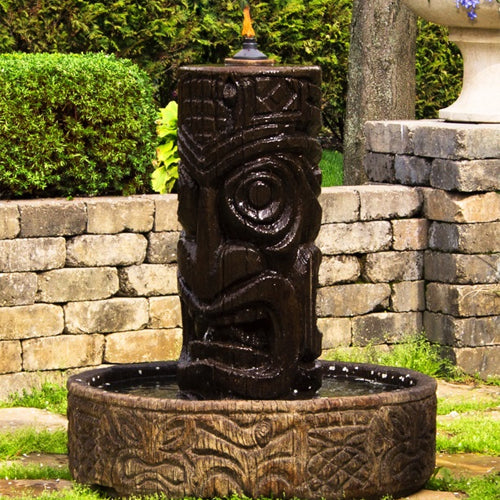 Outdoor water feature with tiki design