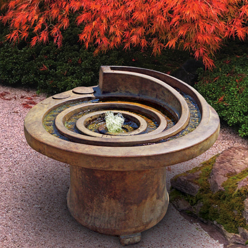 Outdoor water feature for patio