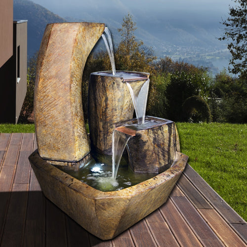 Image of a fountain with curving vessels