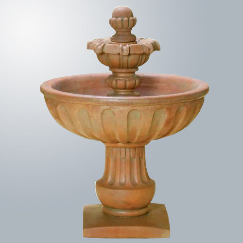 Short outdoor water fountain