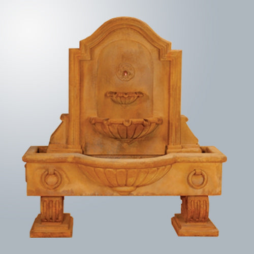 Short wall fountain in Anduze style