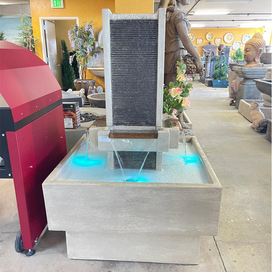 Courtyard fountain for outdoor space