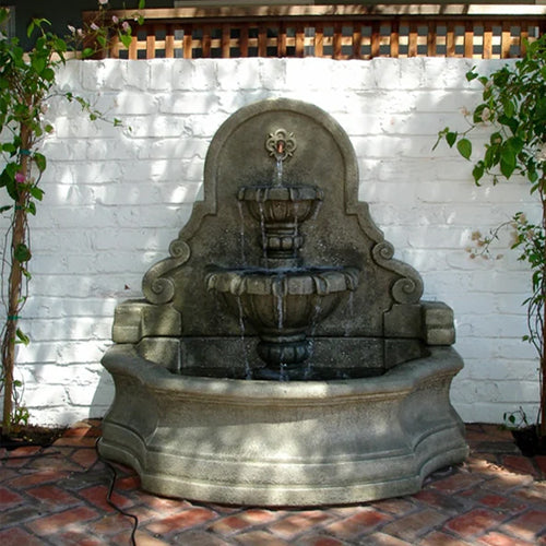 Wall fountain for outdoor garden or patio