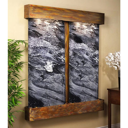 Wall fountain for outdoor or indoor use