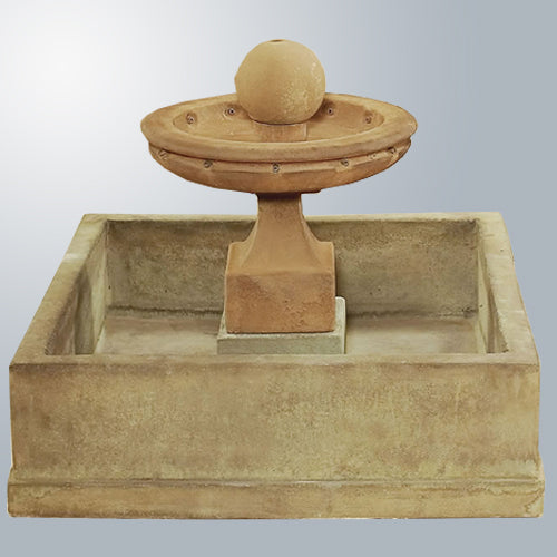 Outdoor water feature with single tier design