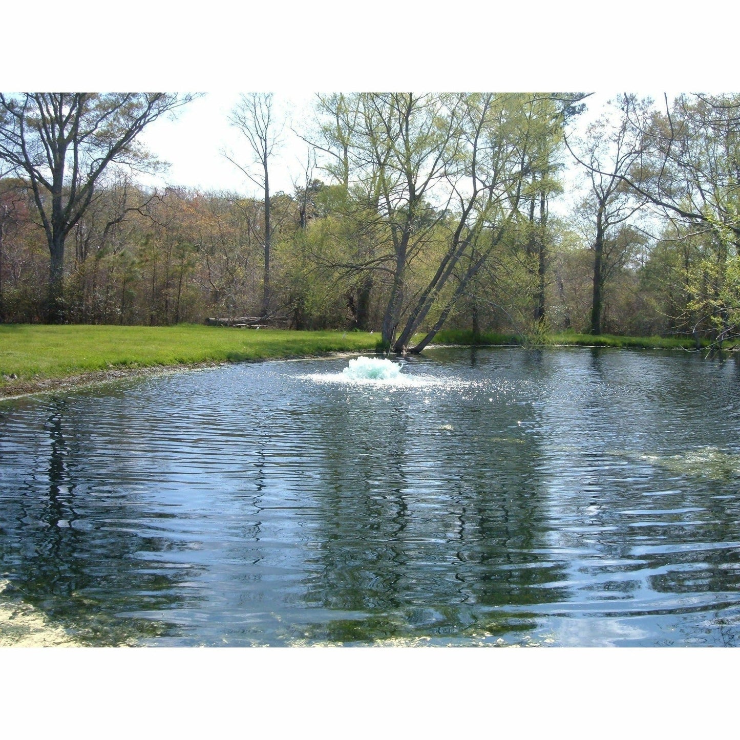 Kasco Marine:  1/2 Acre Pond Surface Aerator 1/2 HP