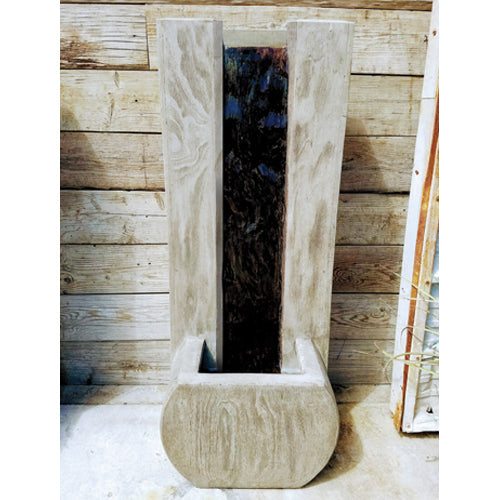 Outdoor wall fountain for garden or patio