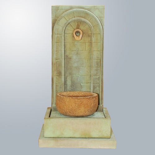 Wall fountain water feature
