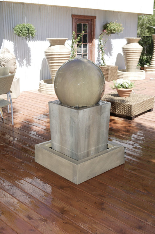 Garden water fountain with ball feature