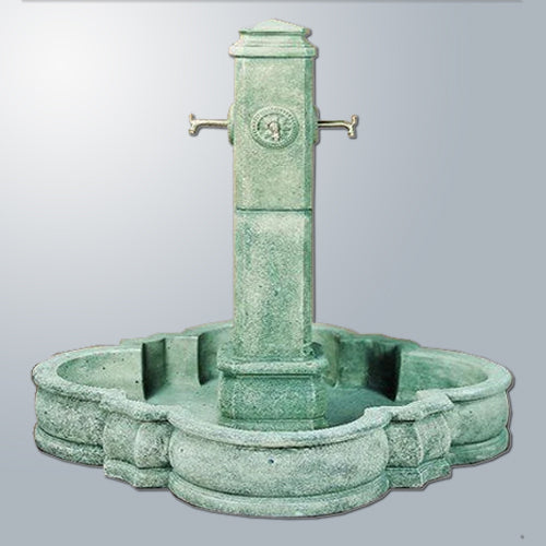 Outdoor water feature for spouts