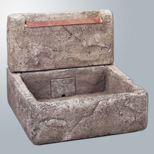 Shallow cistern fountain with copper overflow feature