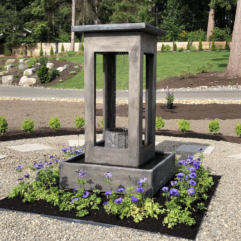 Smooth Center Rain Fountain with Column and Square Basin