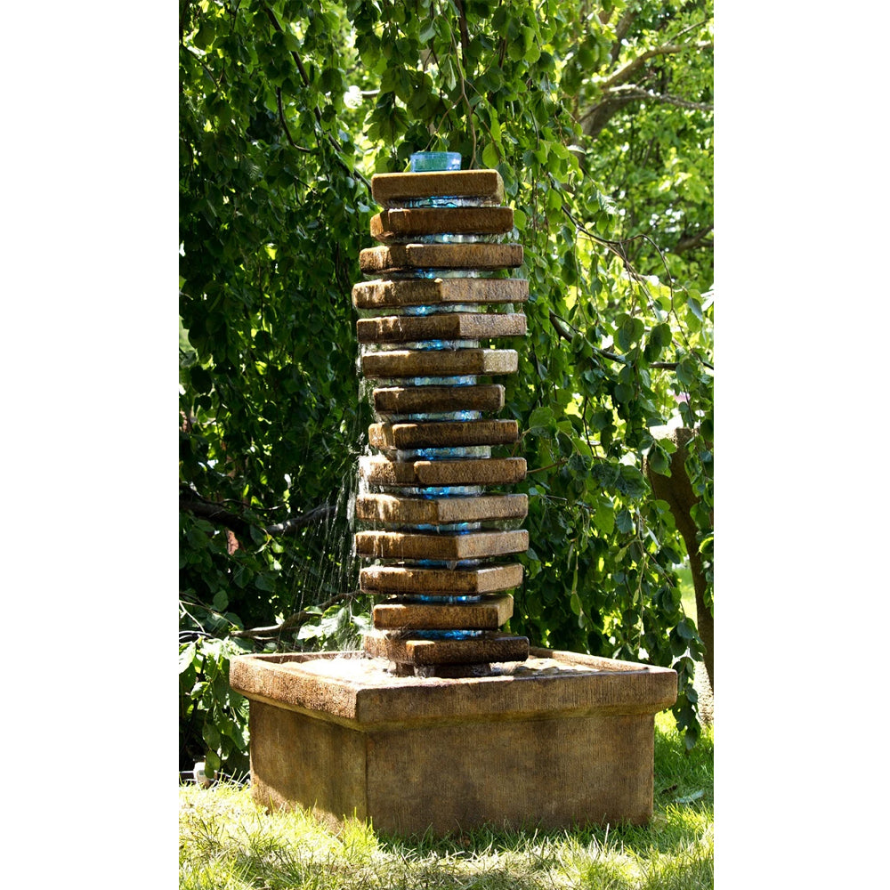 Image of a square luminaire fountain.