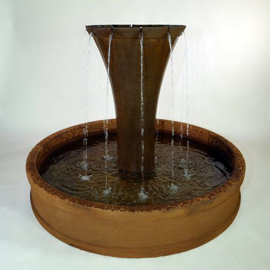 Round pond fountain for outdoor water features