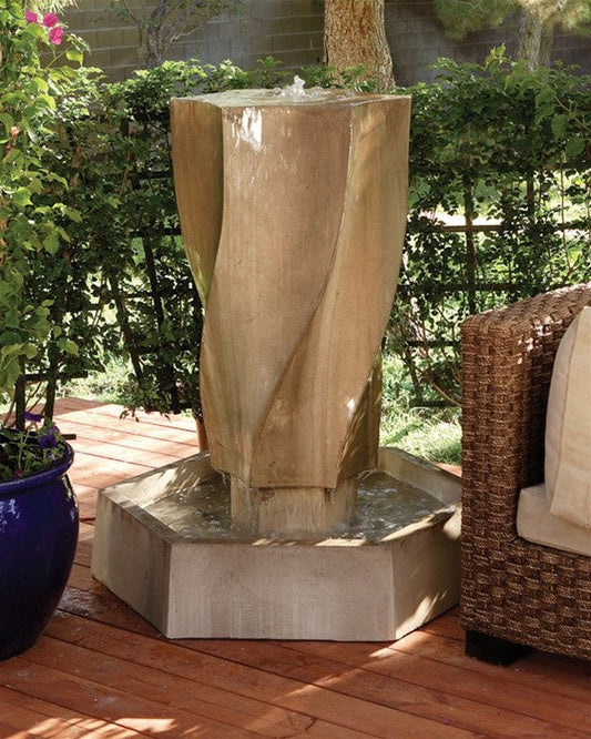 Outdoor water feature with swirling design