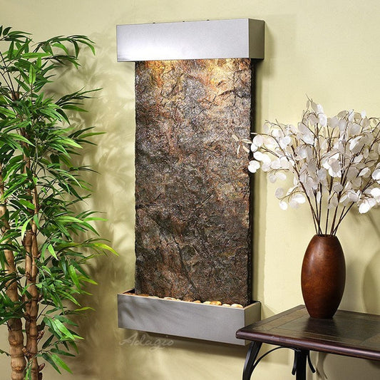 Wall fountain for indoor or outdoor use
